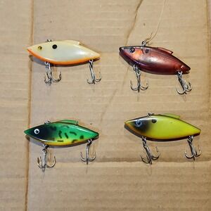 Lot of 4 Multicolor Fish-Shaped Crankbait Fishing Lures, 3" Plastic